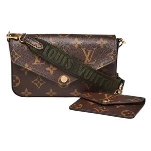 RARE LV CROSSBODY WITH A POUCH